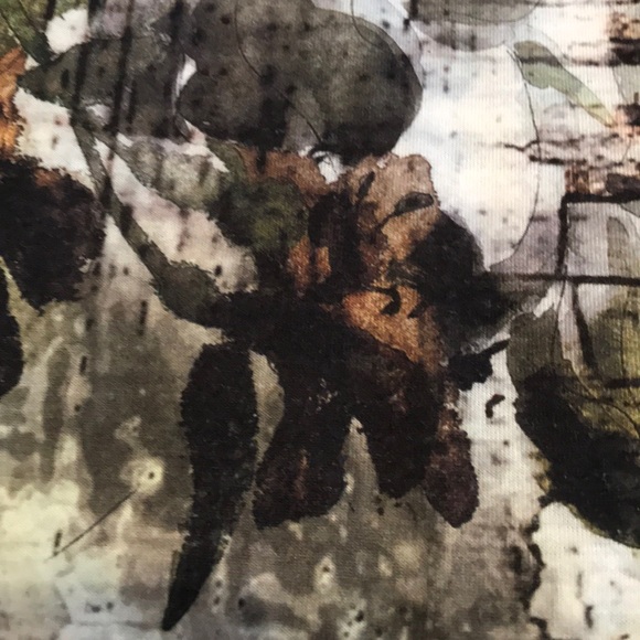 B.L.E.U. Green Botanical print top size Medium - Picture 12 of 13